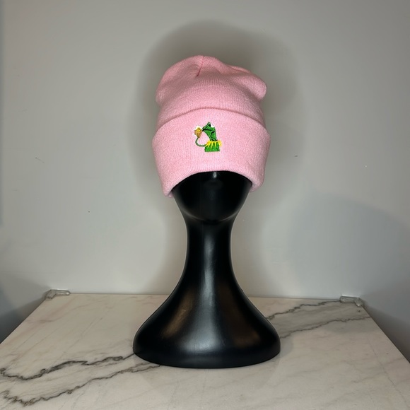 Kermit Meme Beanie 🐸 🩷☕️ - Picture 2 of 4